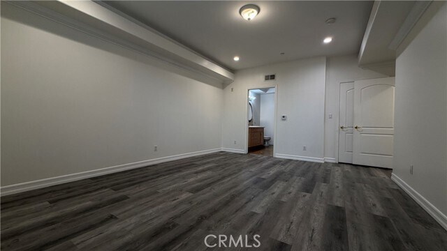 Building Photo - 414 E Valencia Ave