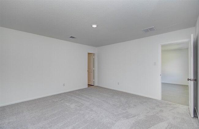 Building Photo - 14845 N Ascot Bnd Cir