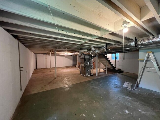 Building Photo - 3170 Douglas Ln