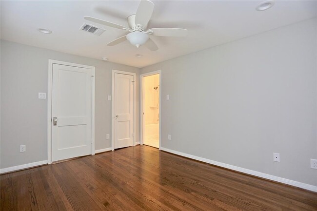 Building Photo - 4106 Milton St