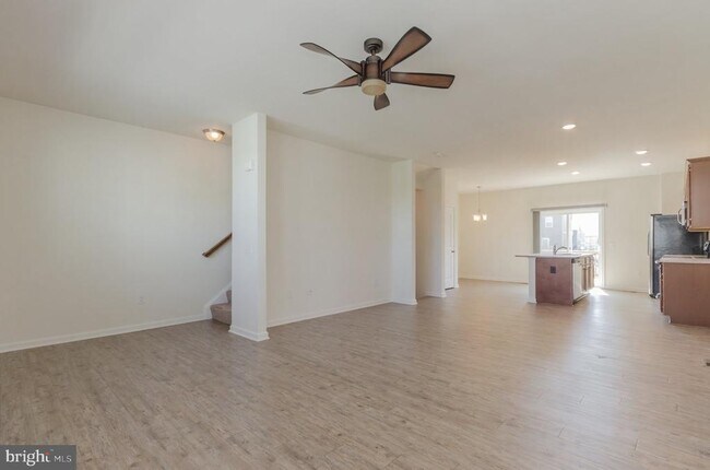 Building Photo - 172 Drexel Ct