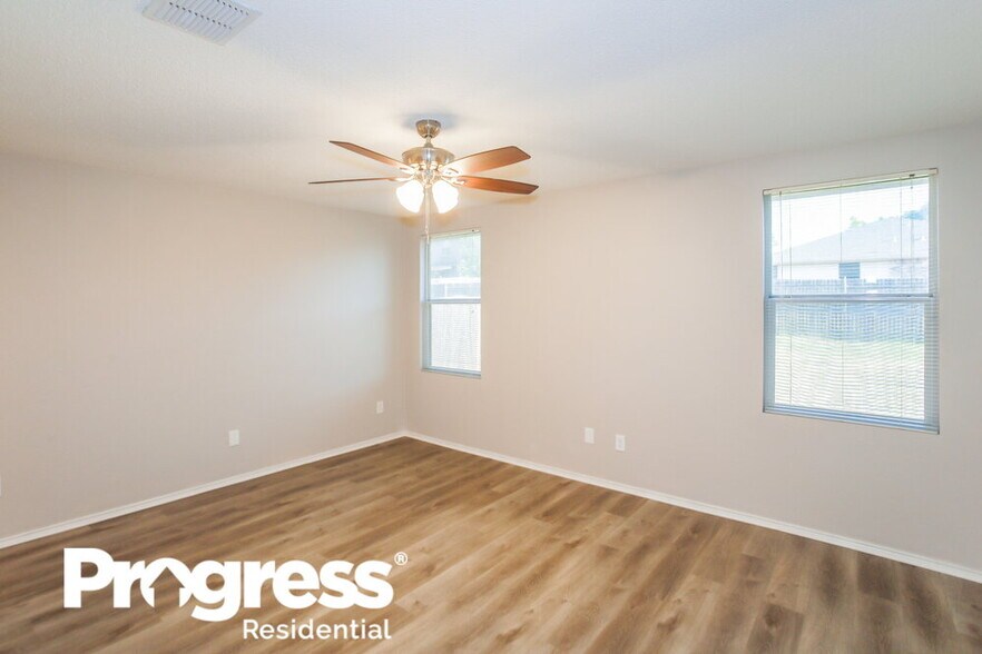 Building Photo - 3343 Lipizzan Dr