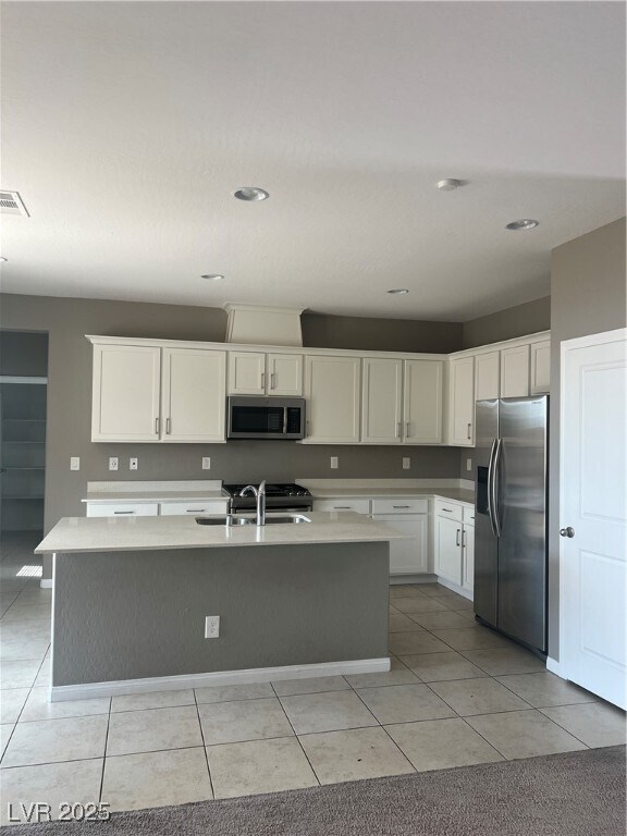Building Photo - 8120 Pinyon Ridge St