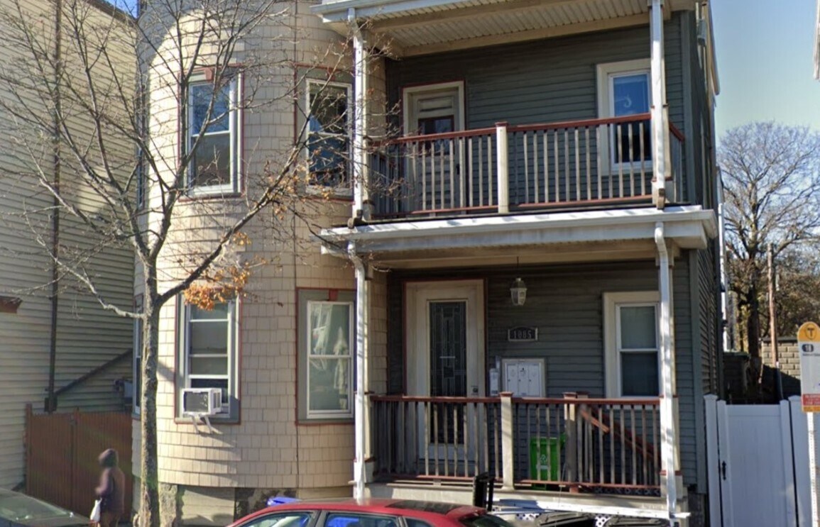 Building Photo - 1085 Dorchester Ave