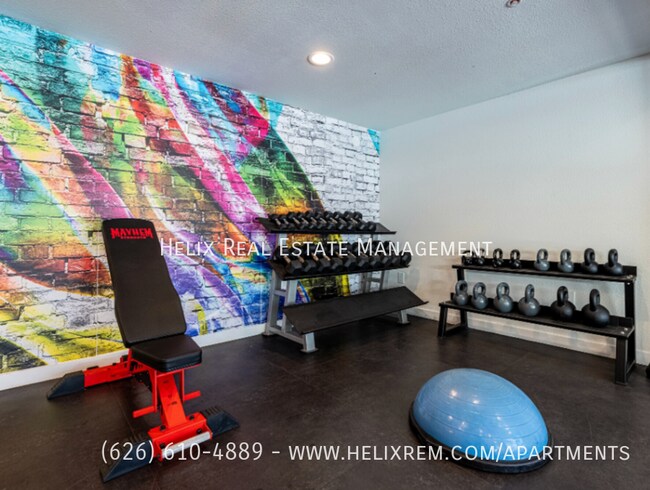 Building Photo - 6353 Rosemead Blvd