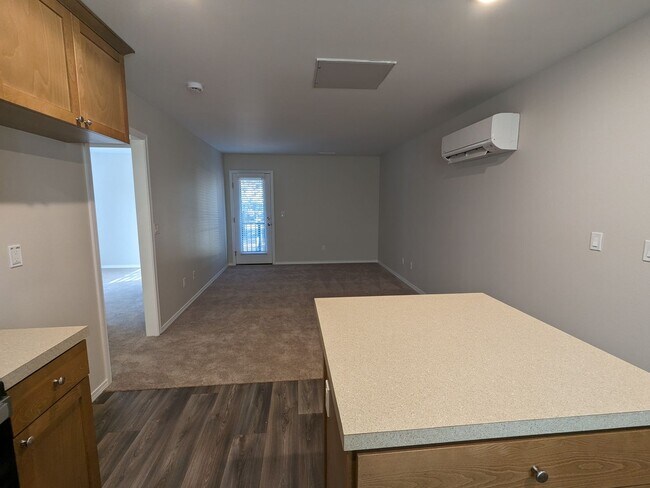 Building Photo - Nearly new 2 bedroom 1 bath detached ADU with a double-car garage and a private fenced backyard