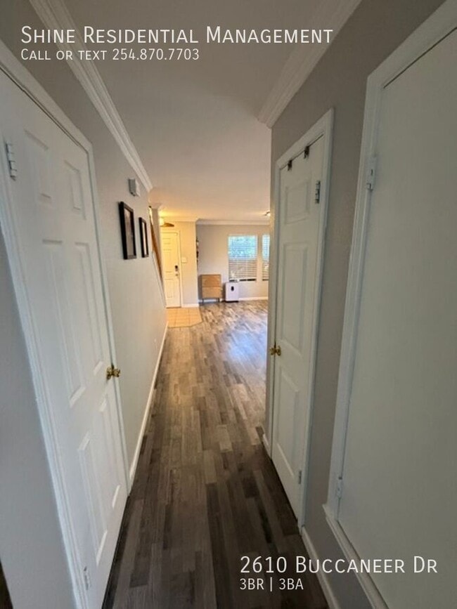 Building Photo - 2610 Buccaneer Dr