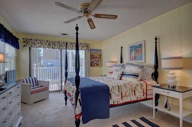 Building Photo - Croatan Furnished Rental- Across from the Beach