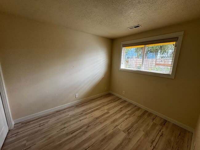 Building Photo - Charming 3 Bedroom Home with Beautiful Backyard & RV Parking