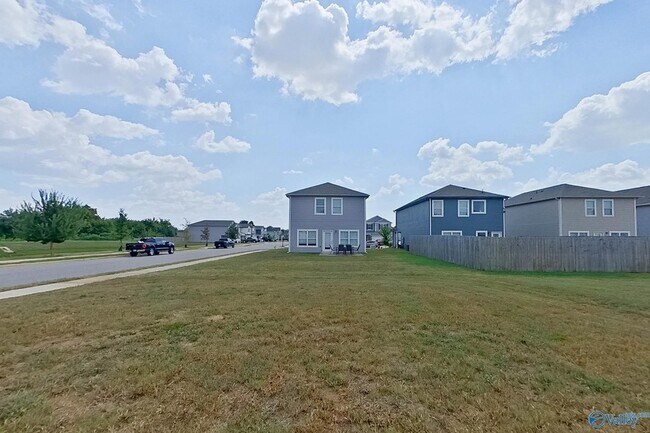 Building Photo - 6401 Upchurch Dr