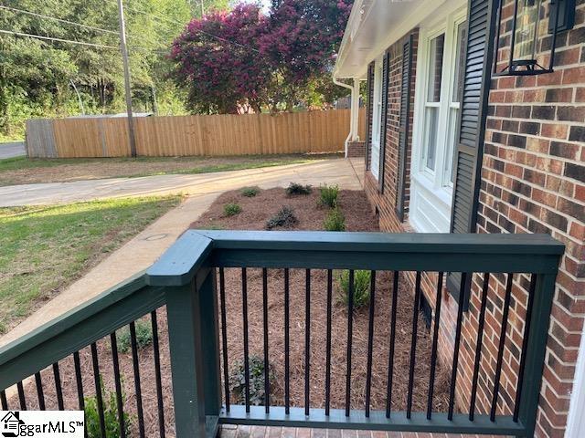 Building Photo - 203 Pleasant Dr