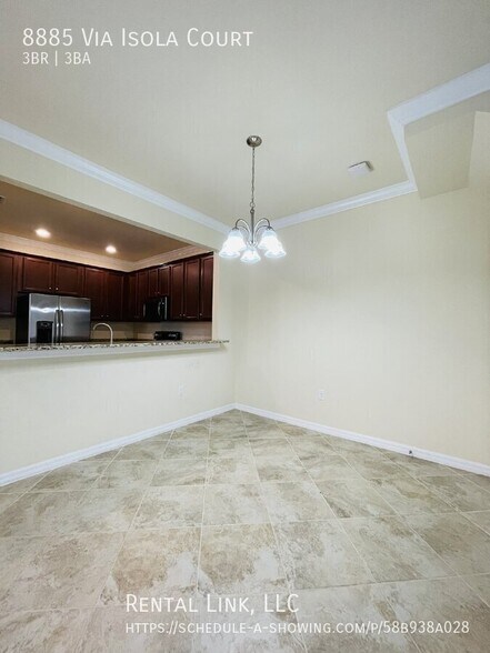 Building Photo - 8885 Via Isola Court