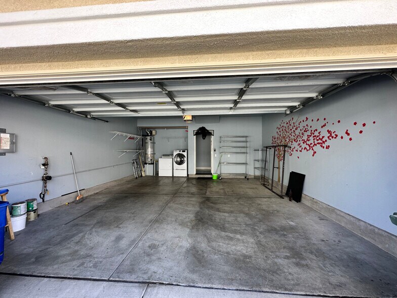 Building Photo - 1431 Trouville Ln