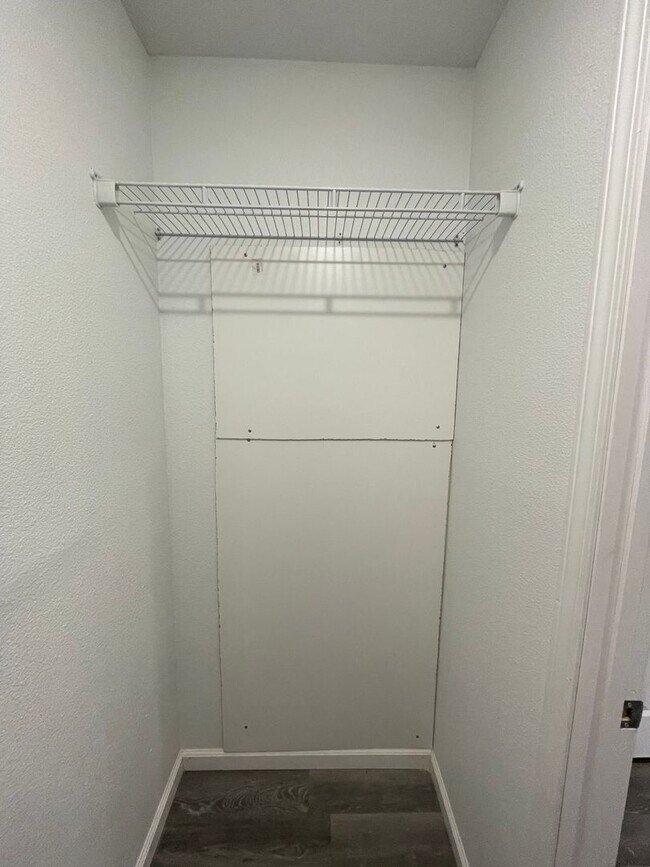 Building Photo - Townhomes Now Available in Strafford MO!