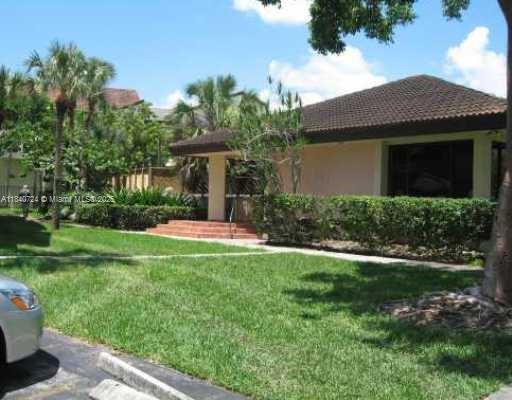 Building Photo - 8830 SW 123rd Ct