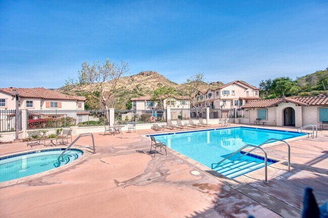 Building Photo - 4751 Via Altamira