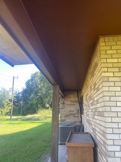 Building Photo - 811 Lebesque Rd