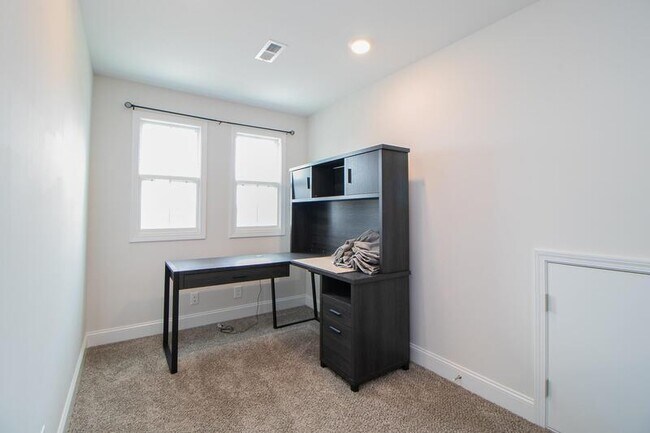 Building Photo - 234 Wexford Wy