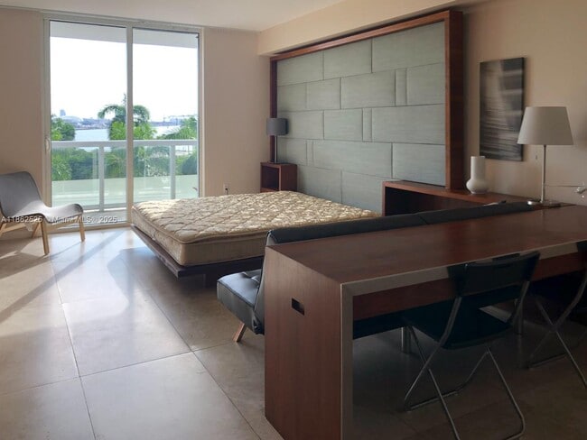 Building Photo - 50 Biscayne Blvd