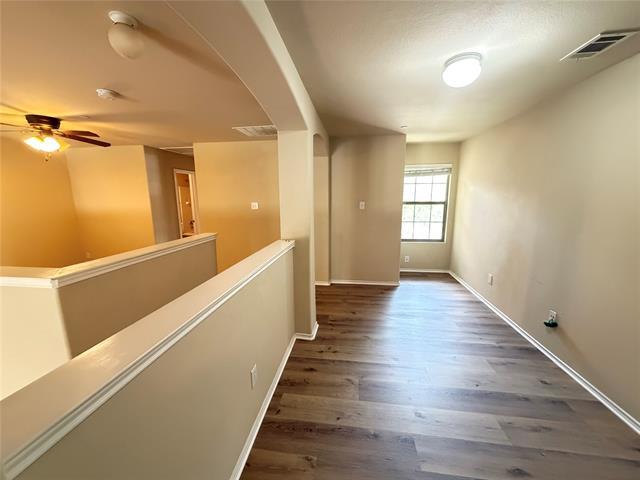 Building Photo - 1154 Sophia St W