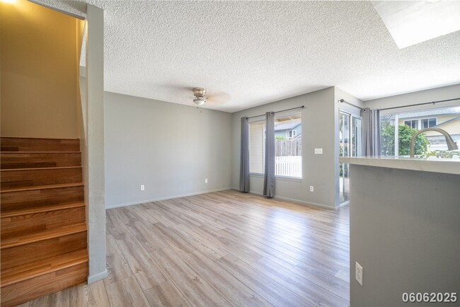 Building Photo - 3 Bed 2.5 Bath  with EV Charging