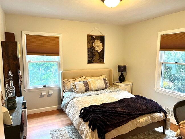 Building Photo - 46 Beechwood Rd