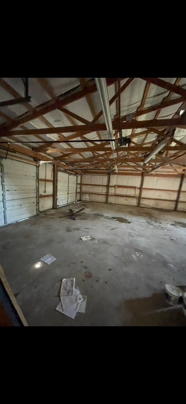 Building Photo - 23121 W 131st St S