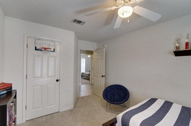 Building Photo - 8271 Branston Dr