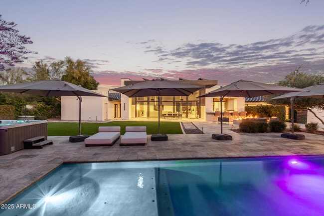 Building Photo - 6636 N 48th St