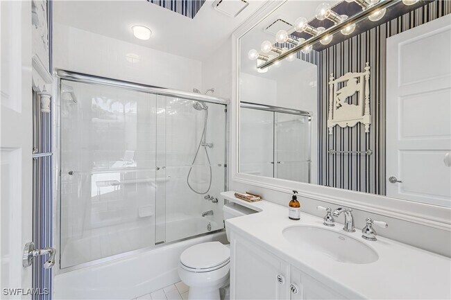 Building Photo - 7968 Grand Bay Dr