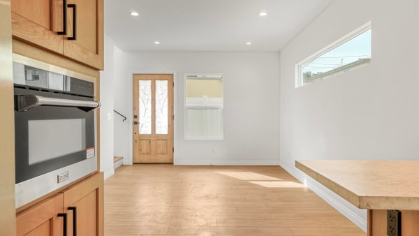 Building Photo - 2035 S Corning St