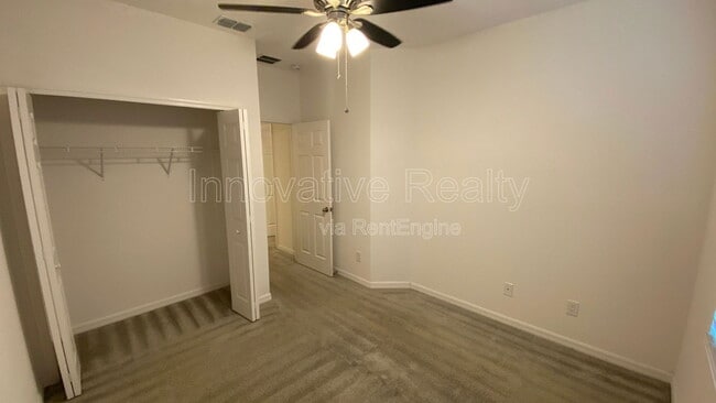 Building Photo - 6952 Tussilago Way