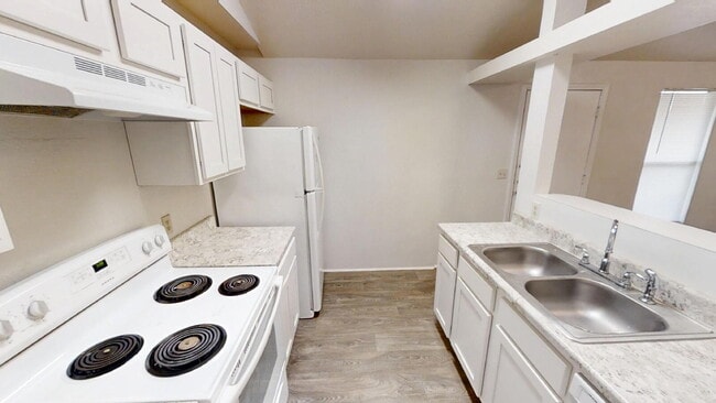 Building Photo - "Charming 3-Bedroom Retreat with 2 Full Baths in Copperas Cove!"