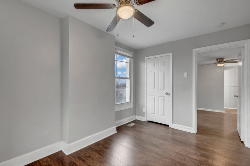 Building Photo - 3257 Michigan Ave