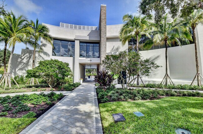 Building Photo - 7370 Orangewood Ln