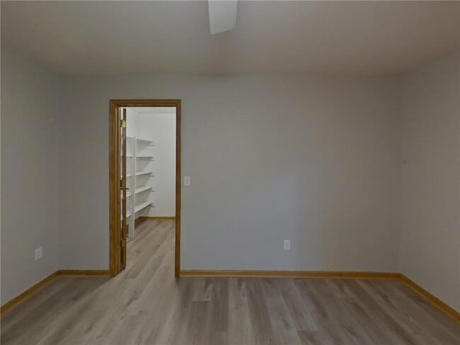 Building Photo - 16740 N Manor Rd