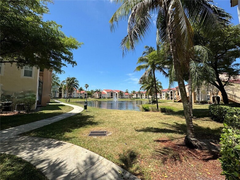 Building Photo - 2071 Renaissance Blvd