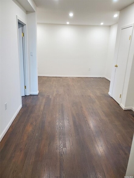 Building Photo - 6270 Fresh Pond Rd