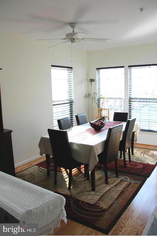 Building Photo - 11592 Cavalier Landing Ct