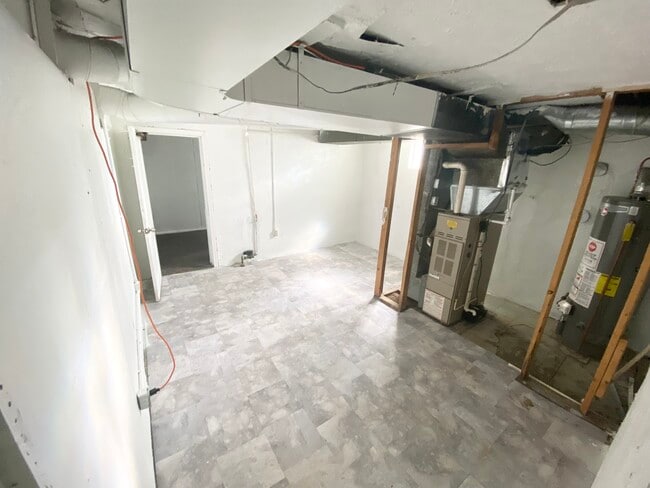 Building Photo - 1131 Wilmont Ct