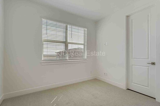 Building Photo - 20568 E 63rd Ave