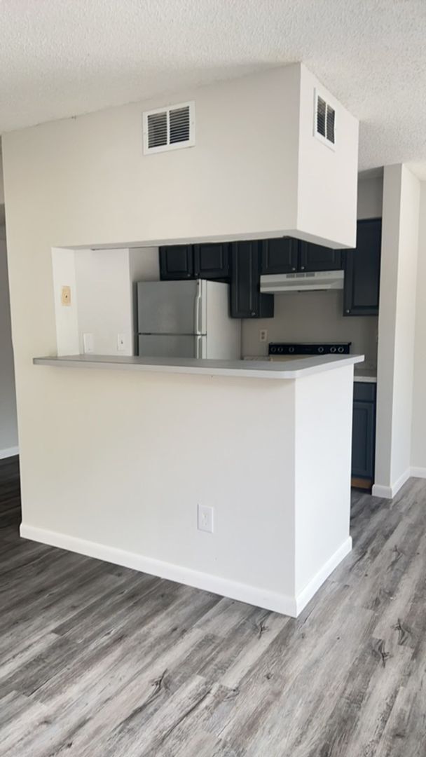 Building Photo - For Rent: 1 Bedroom, 1 Bath in a gated com...