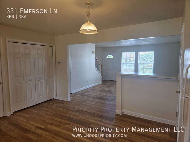 Building Photo - 331 Emerson Ln