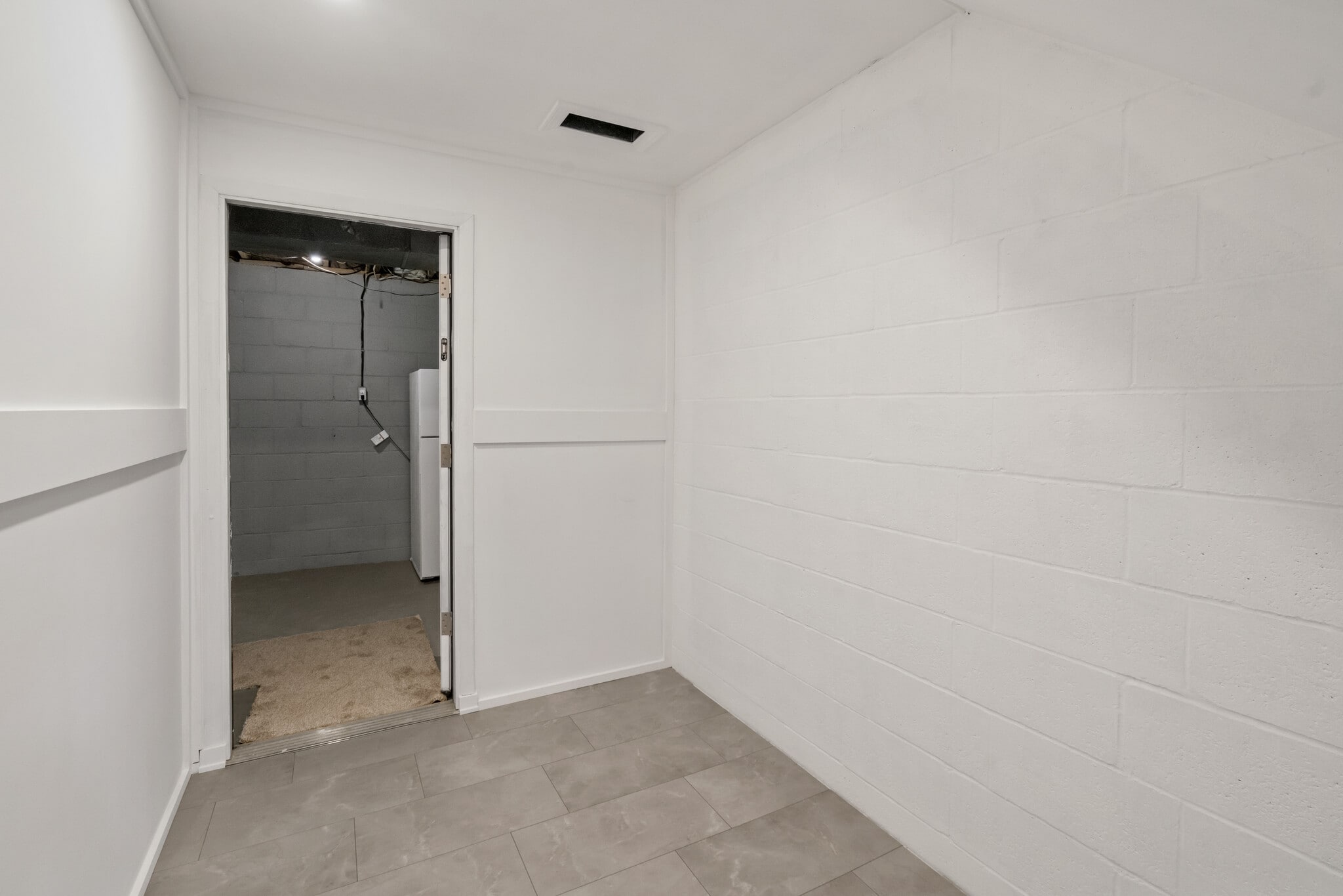 Building Photo - 238 Woodbridge Dr