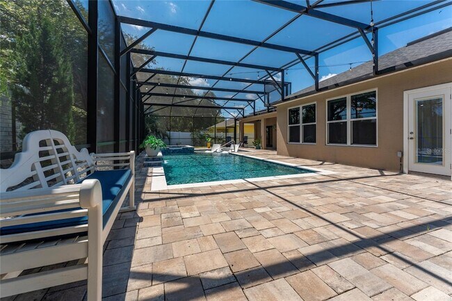 Building Photo - 2260 Pickford Cir