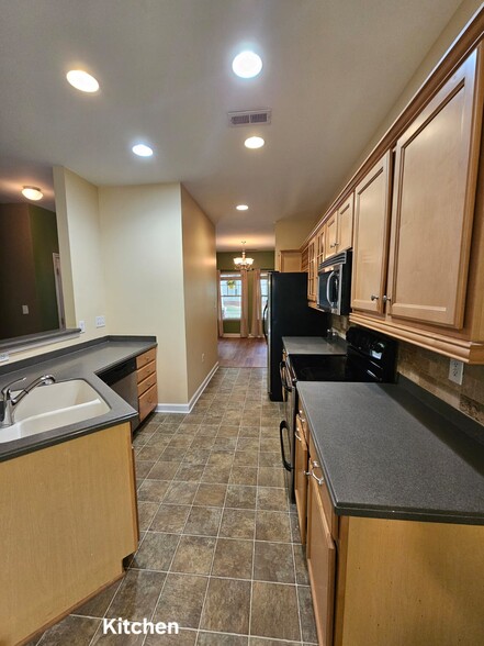 Building Photo - 359 Doughton Ln