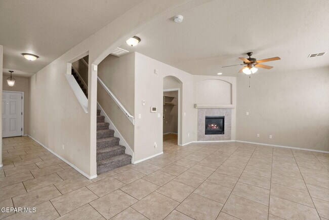 Building Photo - 3836 Loma Cristobal