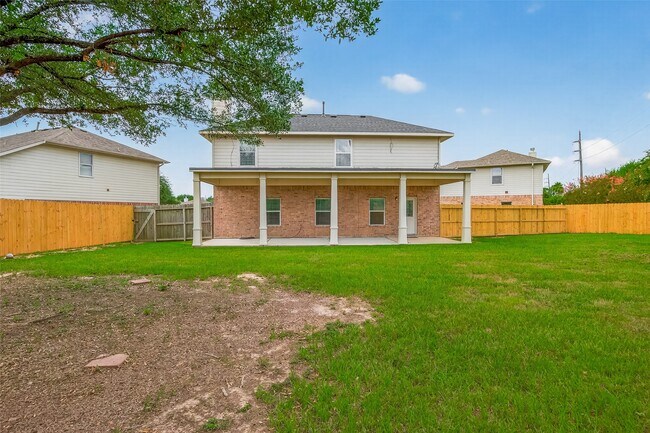 Building Photo - 5006 Mossy Bridge Dr