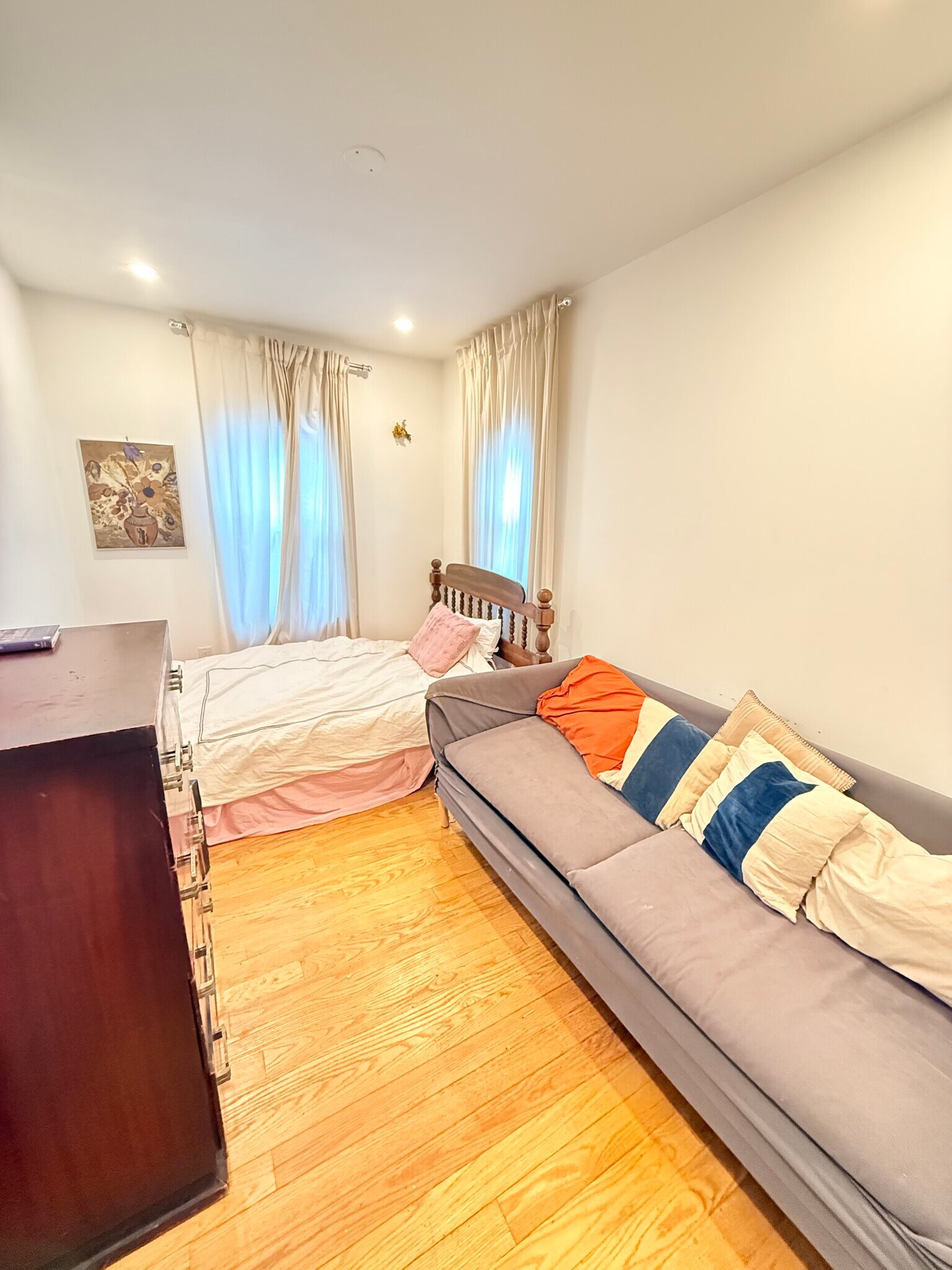 Building Photo - 49 Columbia Tpke