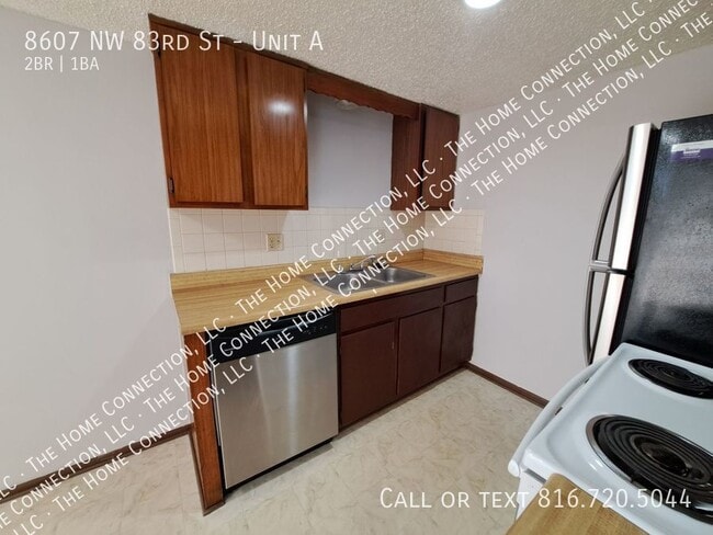 Building Photo - 8607 NW 83 St